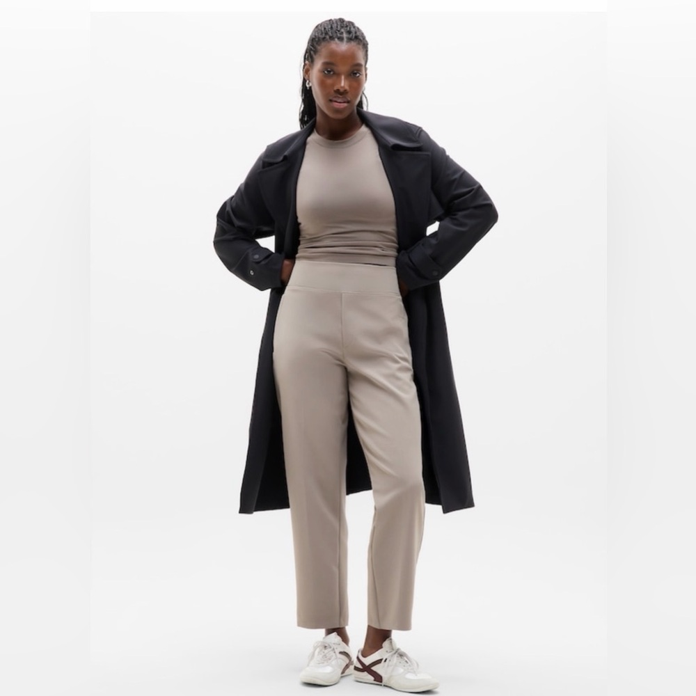 Athleta Endless High Rise Pant NWT Mortar Mushroom Size 10